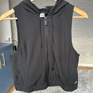 Alo Cropped Vest